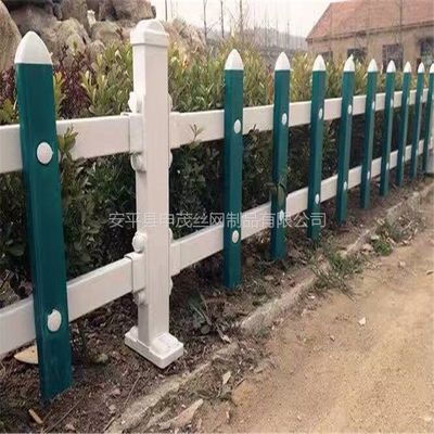 PVC塑钢草坪护栏与锌钢花草防护栏 选购指南与昆明塑钢隔离栅价格解析